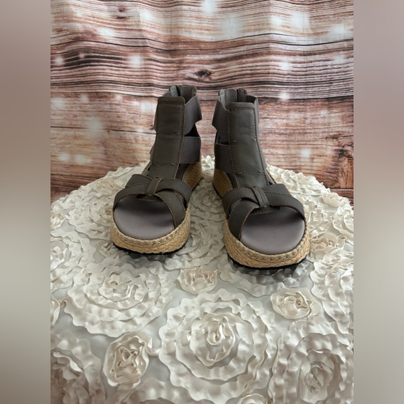 OTBT CANNONBALL GLADIATOR ZIPPER BACK ESPADRILLE SANDAL - Picture 1 of 10